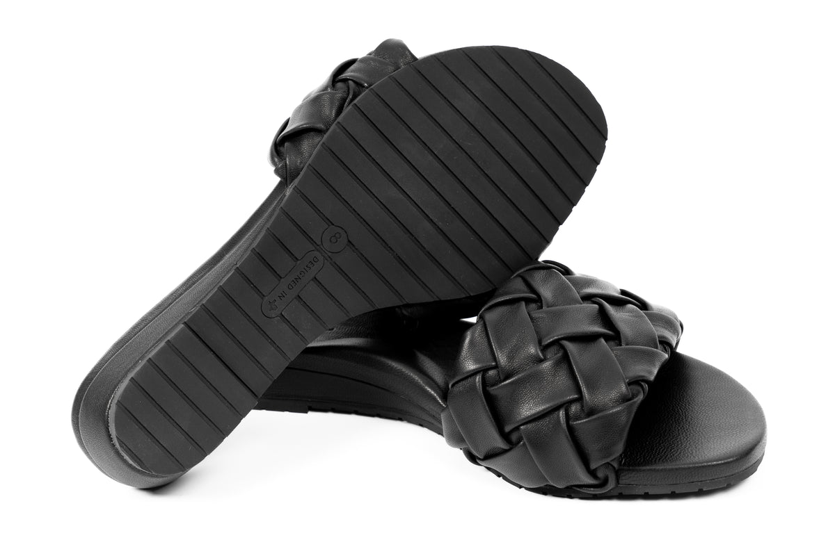 Glide Ink woven leather slide sandal with RoamFoam comfort